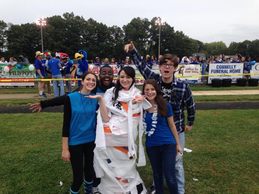 Ms.+Gardner+participating+in+the+TP+a+teacher+activity+at+the+annual+pep+rally.+