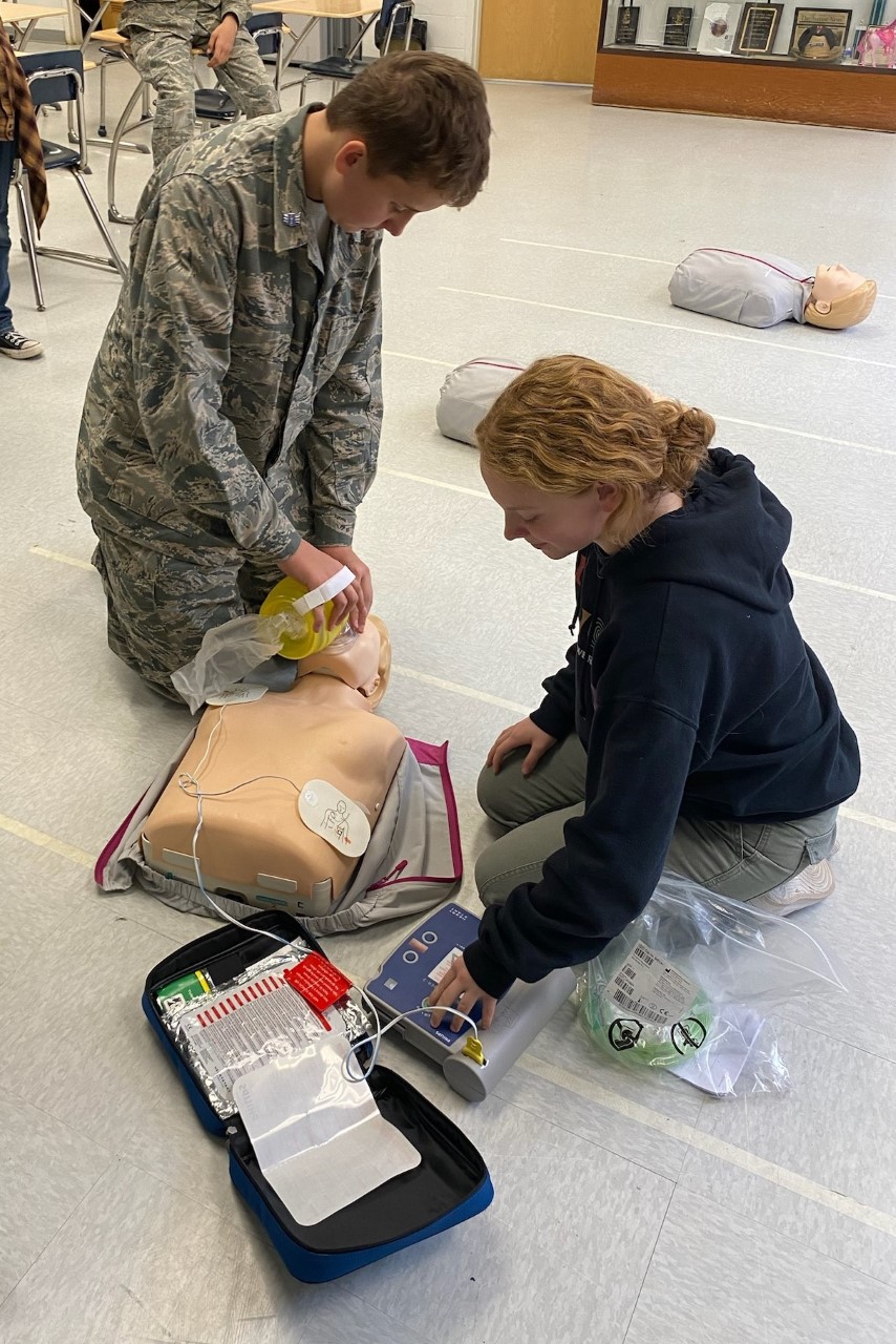 Knowing CPR Gives Every Day People the Ability to Save Lives The Eye