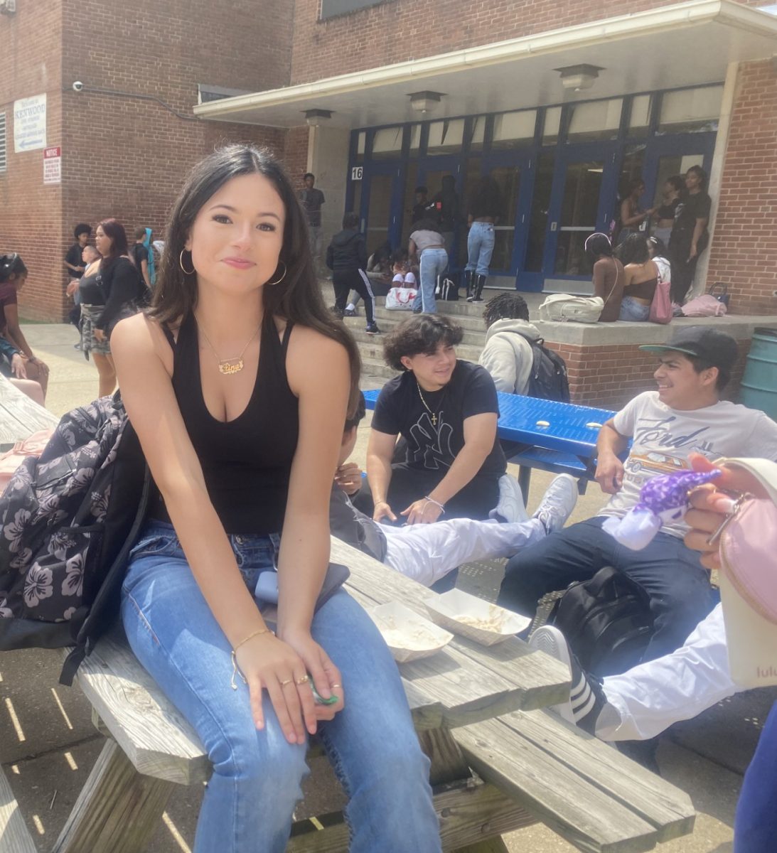 Students have been enjoying KHS outdoor lunch options on these beautiful first few days of school. 