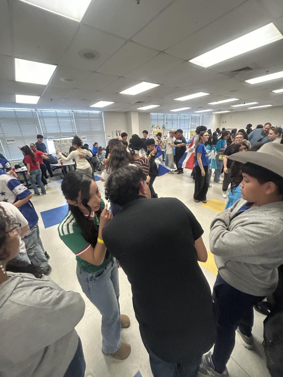 Kenwood's Traditional Cultural Day
